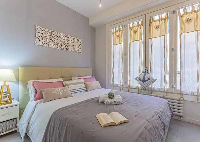 Dante 10 - Cosy Close Sea